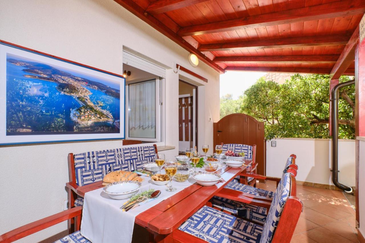 Apartments Antares Mali Lošinj Екстериор снимка