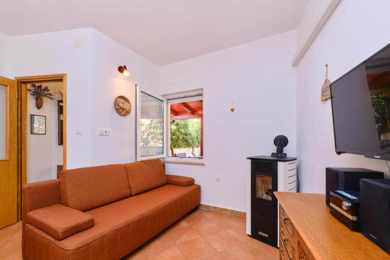 Apartments Antares Mali Lošinj Екстериор снимка