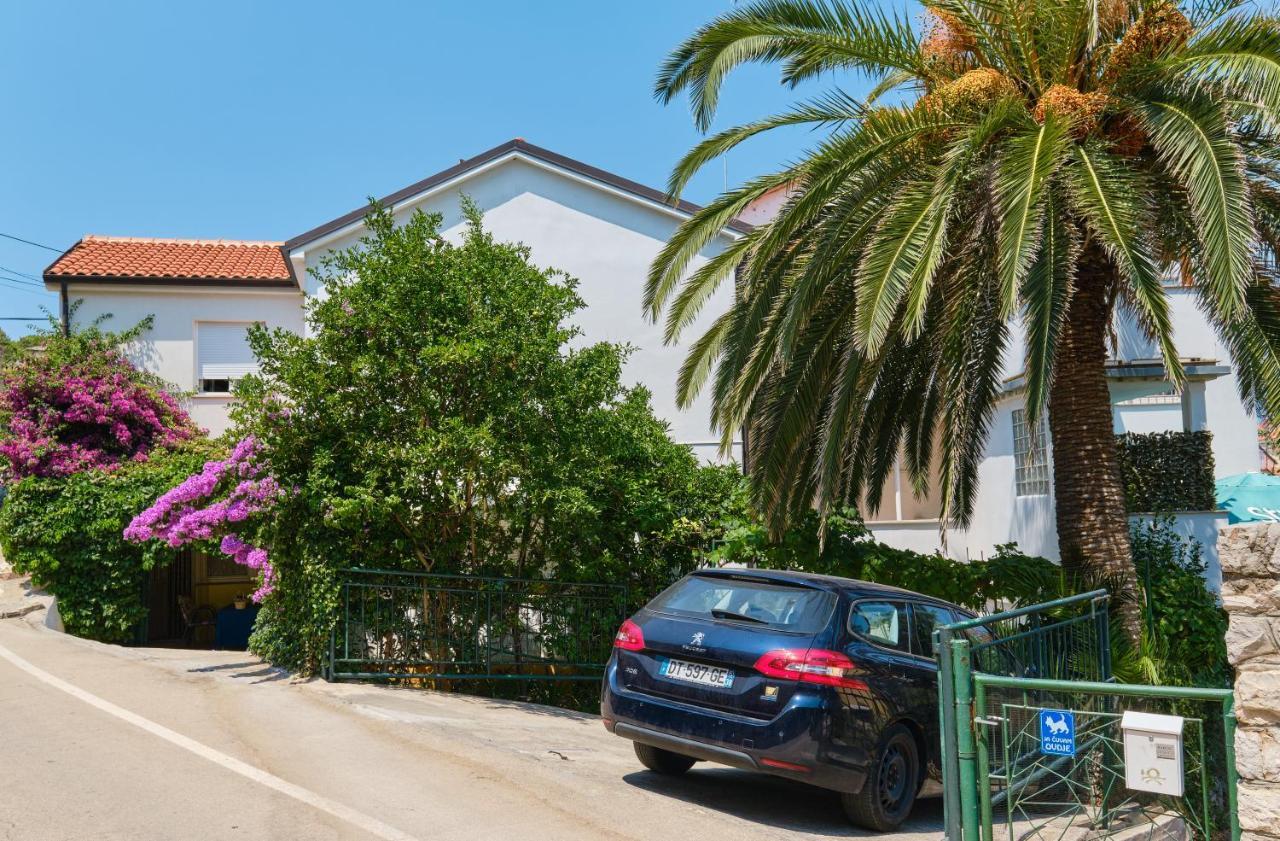 Apartments Antares Mali Lošinj Екстериор снимка