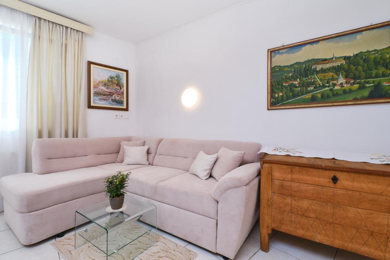 Apartments Antares Mali Lošinj Екстериор снимка